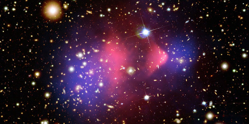 An image of the bullet cluster observed in x-ray and visible light